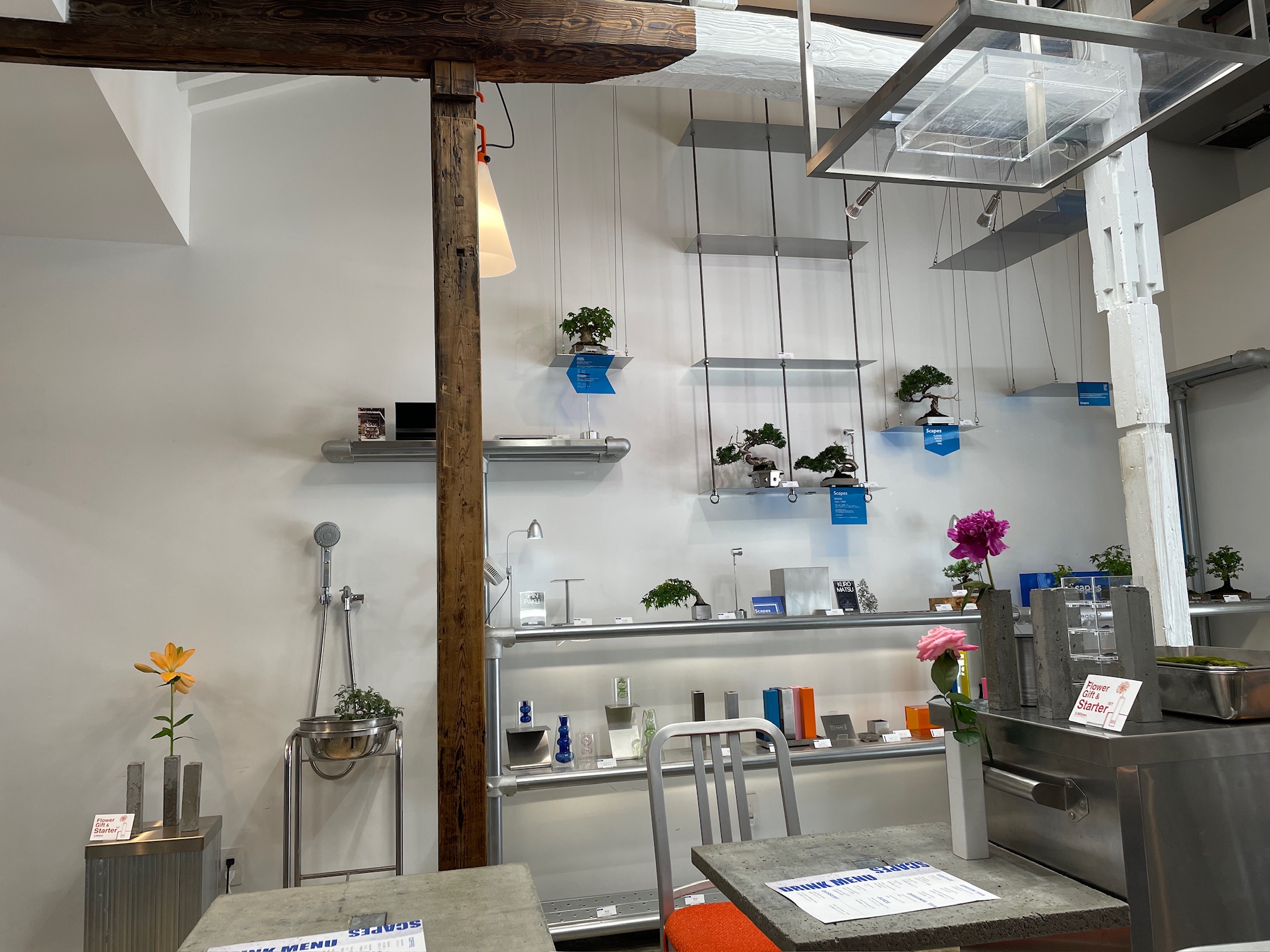 후쿠오카 분재 카페 내부