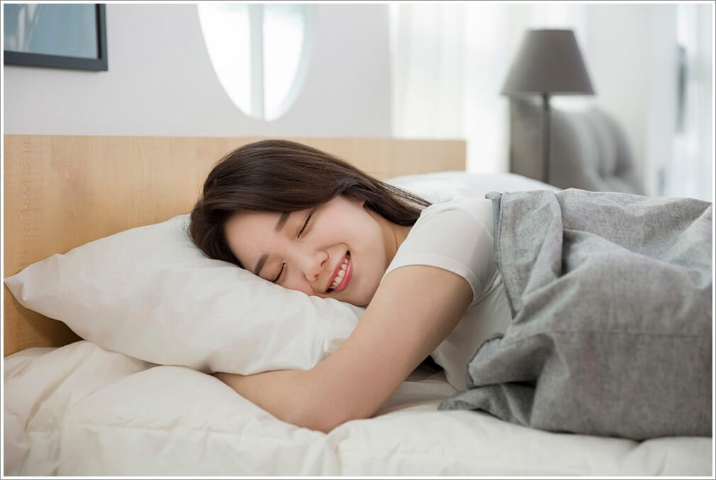 여드름 생기는 이유-화장품