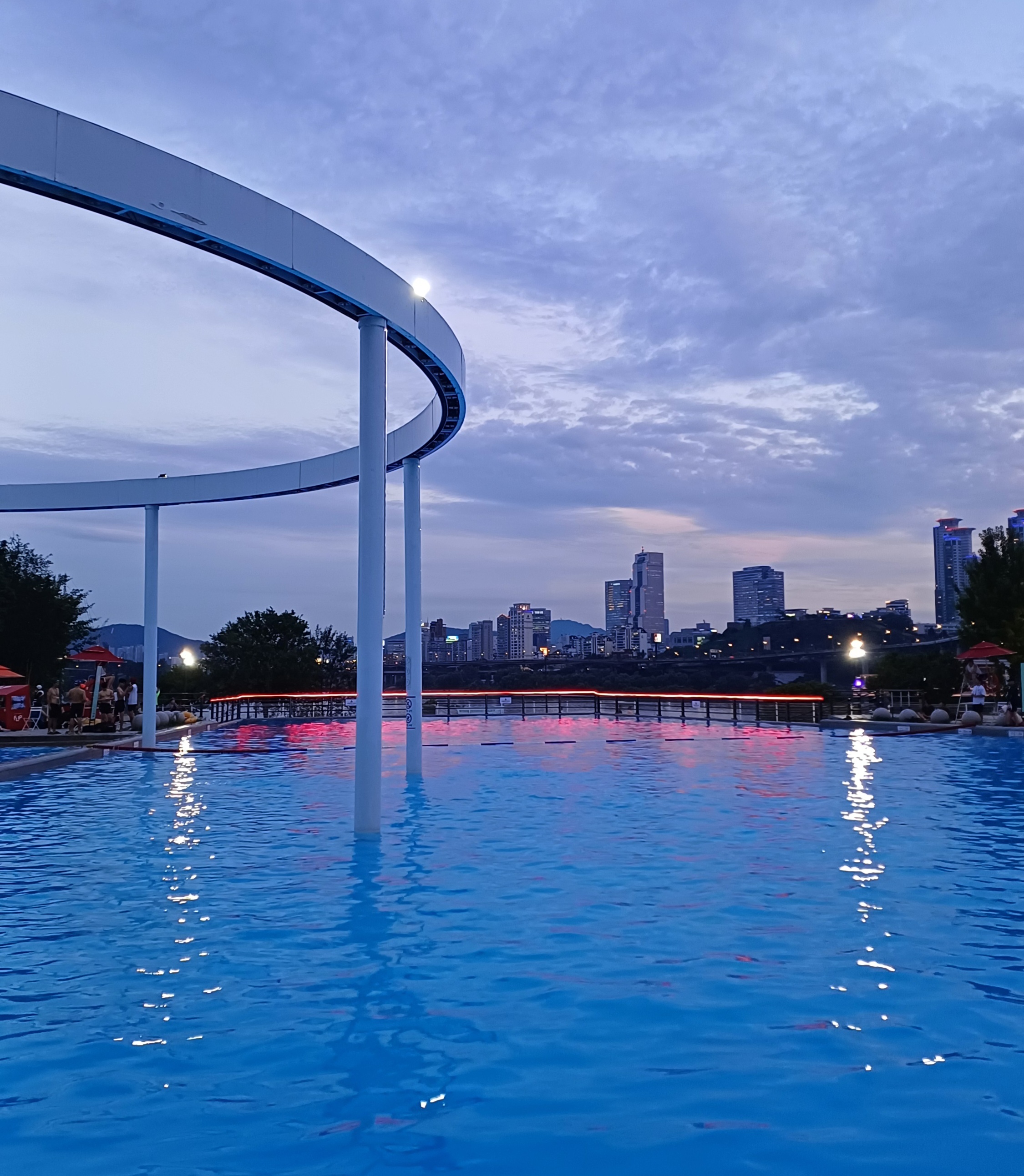 뚝섬-한강수영장-야간개장-4