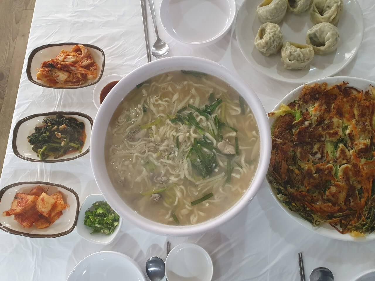 6시내고향 충남 서산 간월도 해물 손칼국수 맛집 간월도손칼국수