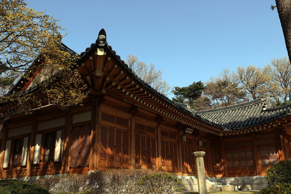 상춘재