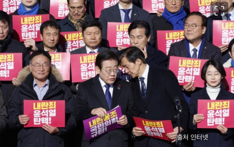 국회 탄핵 소추안 표결 결과 인포그래픽