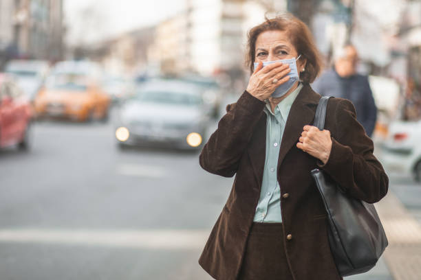 마스크 없이 외출했다면? 응급 대처법
