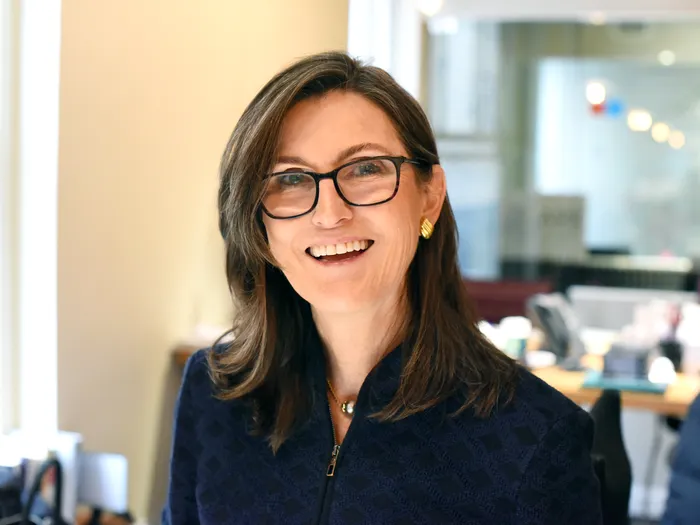 캐시 우드 - ARK Invest CEO 비트코인 ETF 혁신 투자 전략