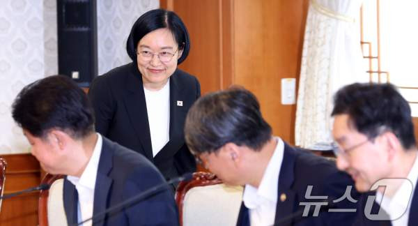 한성숙 프로필 제50대 국무총리 취임 나이 학력 고향 중기부 장관 및 모두의 창업 사과 핵심 정리