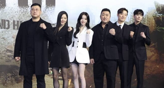 영화 황야 넷플릭스 따끈한 신작 정보