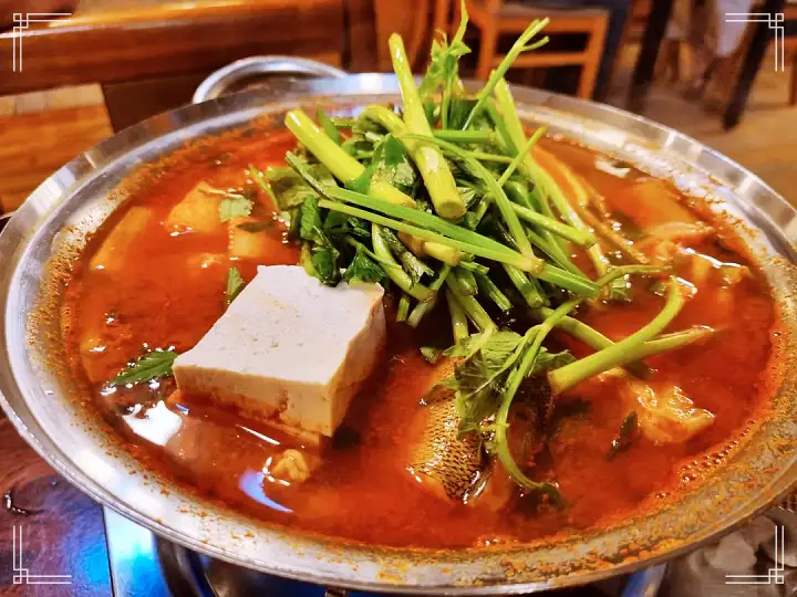 줄서는식당 마포 공덕 생 대구탕 대구 매운탕 지리 맛집 함은정 대구뽈찜 대구전골 권율 추천 49회 소개