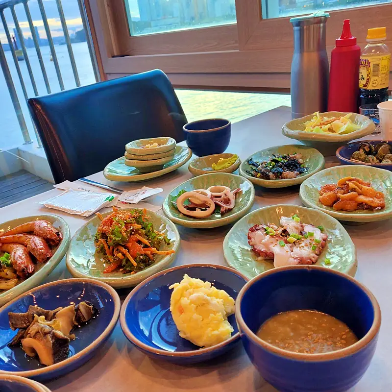 투데이 맛있는 메뉴 영화 촬영지 오션뷰 활어회 광어 우럭 랍스터 초밥 코스 요리 맛있는 식당 추천 부산 해운대 맛집