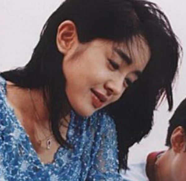 배우-이지은