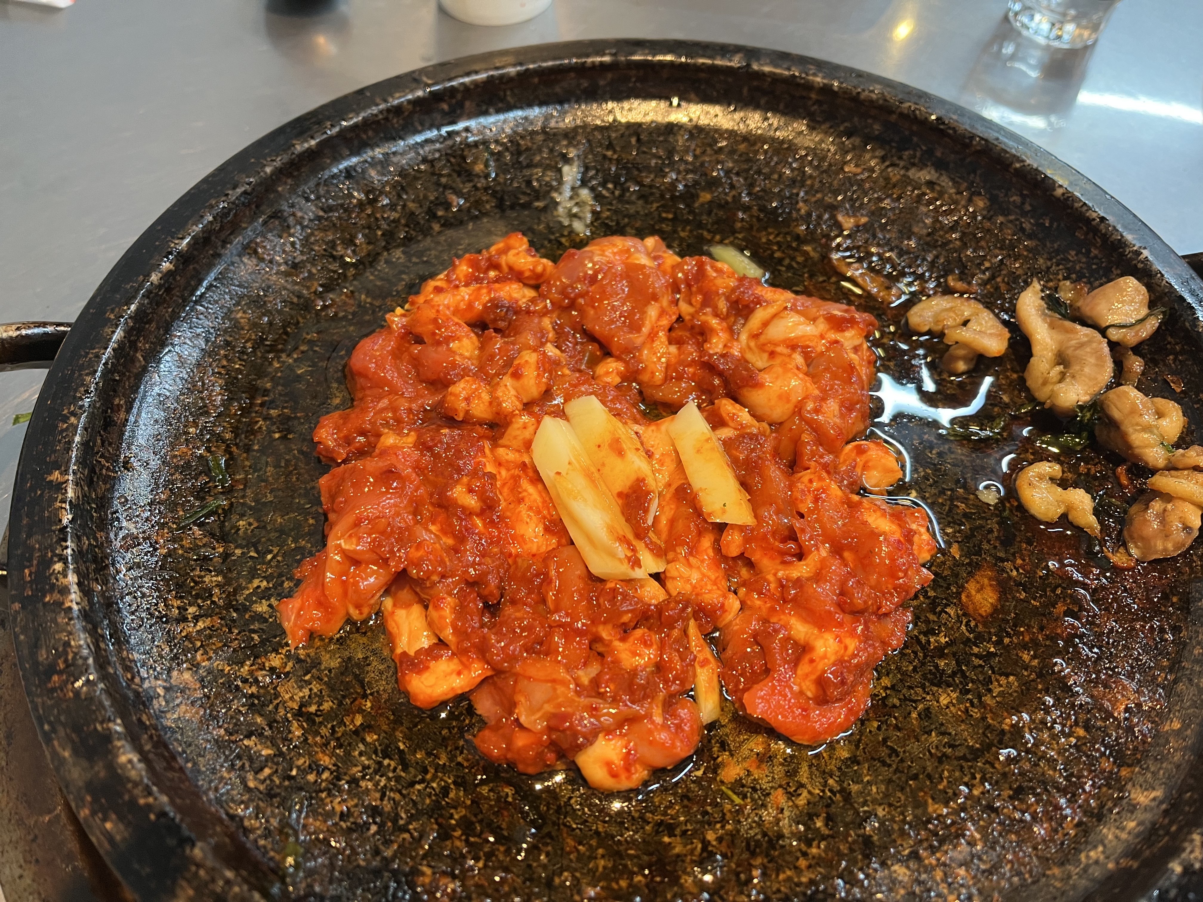 오리주물럭 1인분