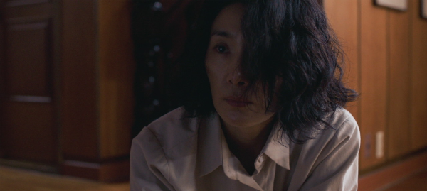 비닐하우스-김서형-단발