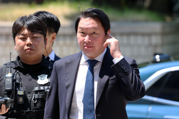 최태원 노소영 재산분할 파기환송심 2차 조정 출석! 3배 뛴 SK 주가 평가 시점 시나리오 총정리