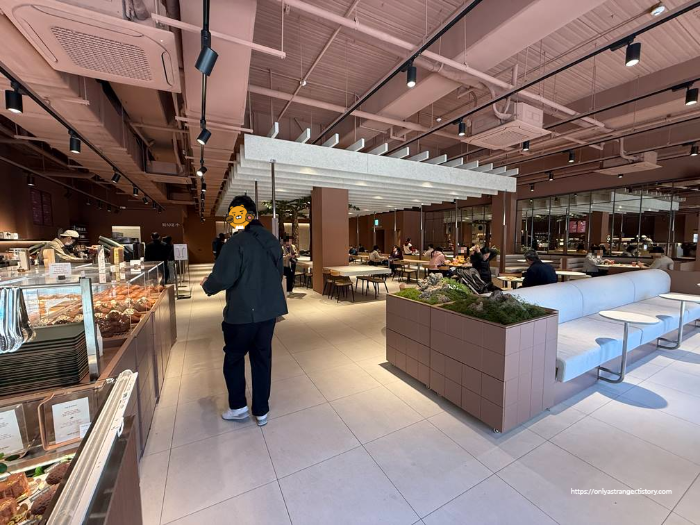 화담채 내 씨드그린 카페