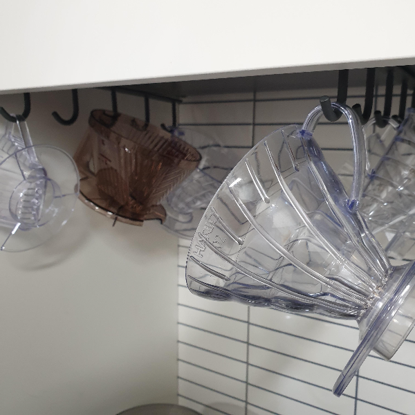 핸드 드립할 때 종이 필터 린싱은 꼭 해야 할까?_각종 드리퍼