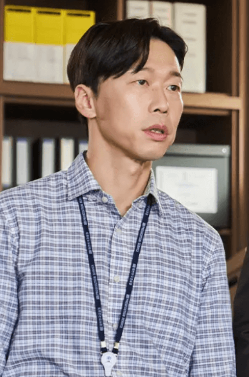 낮과 밤이 다른 그녀 주병덕