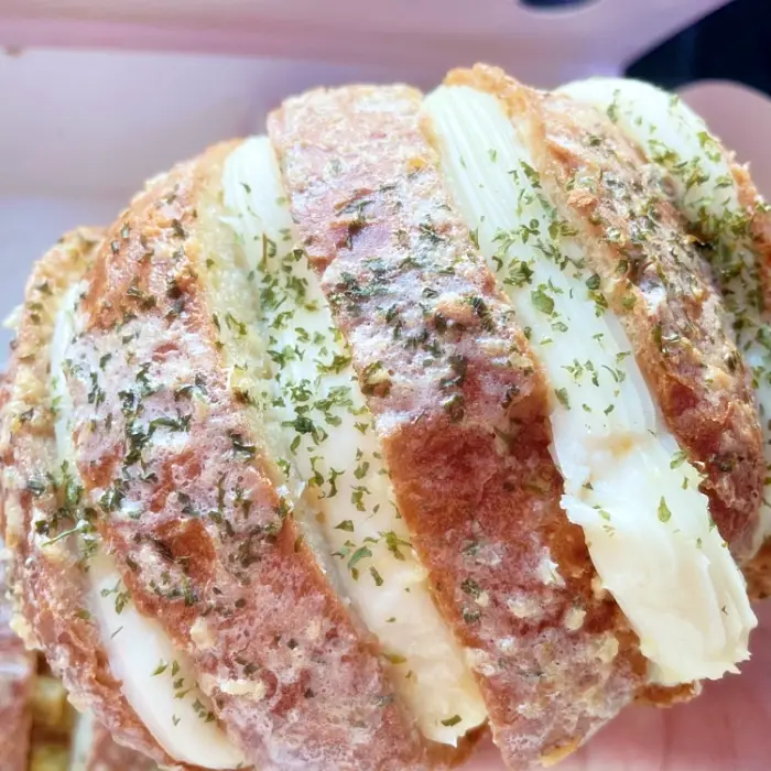 생방송오늘저녁 단양 구경시장 시장이 반찬 단양 마늘로 만든 단양 마늘빵과 흑마늘 크림치즈 마늘빵 맛집