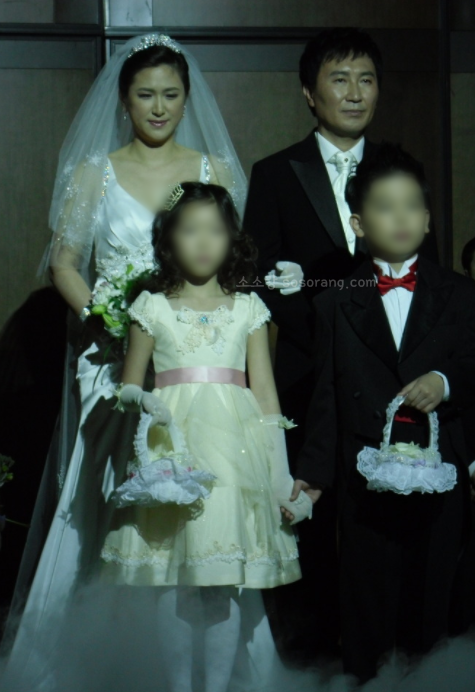 김용임 결혼식 사진│시댁 반대를 극복하고 사랑을 선택한 김용임과 남편 서성웅