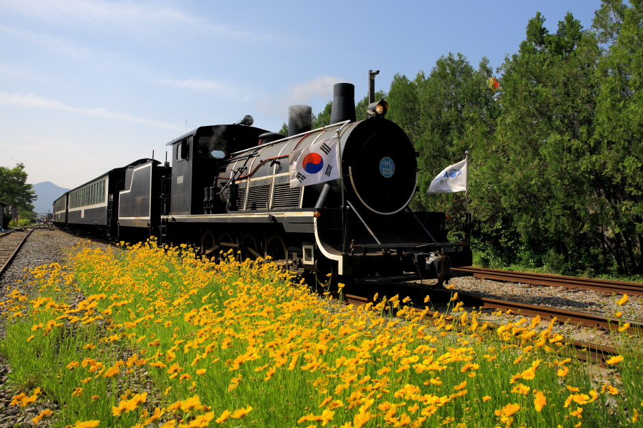 섬진강 기차마을