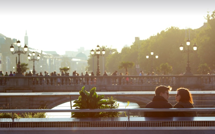 올봄 인기 나들이 룩 사진