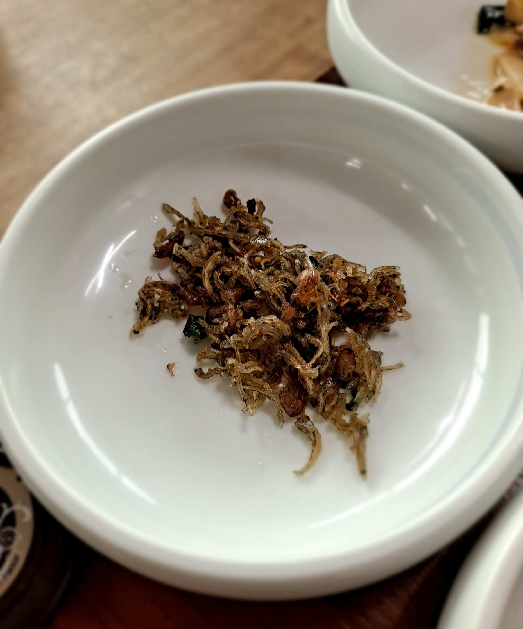 청설 멸치볶음
