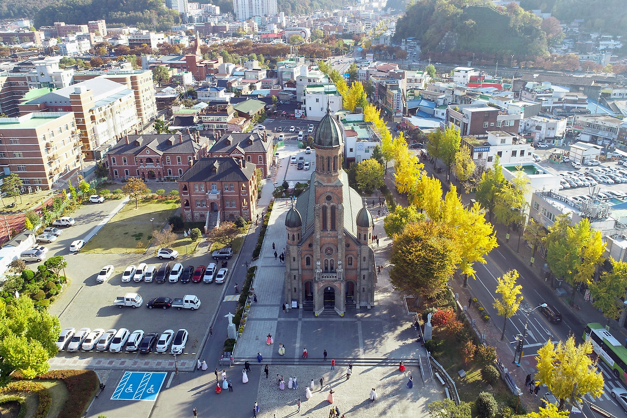 전주여행 가볼만한 곳 베스트10_ 03. 전동성당(인생샷 명소, 야경, 무료입장, 특별행사, 주차)