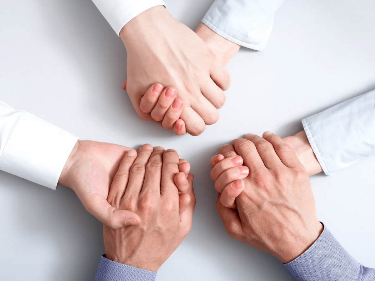 시니어가 고령자 공동체 생활에서 안정감을 느끼는 순간