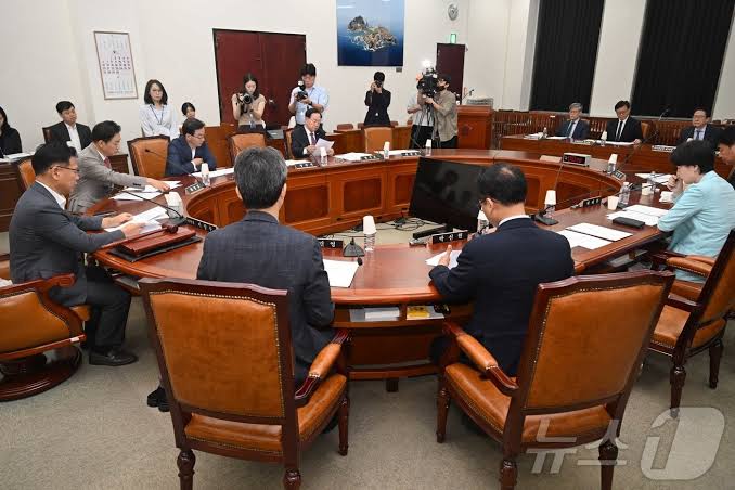 국정원 포로 송환