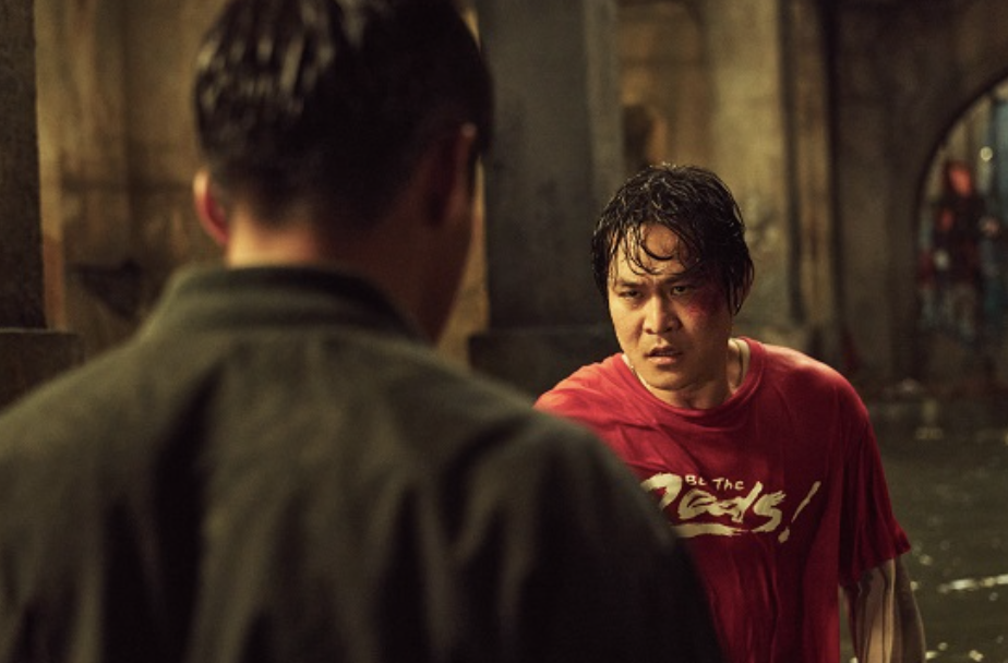 배우 김성균 무빙