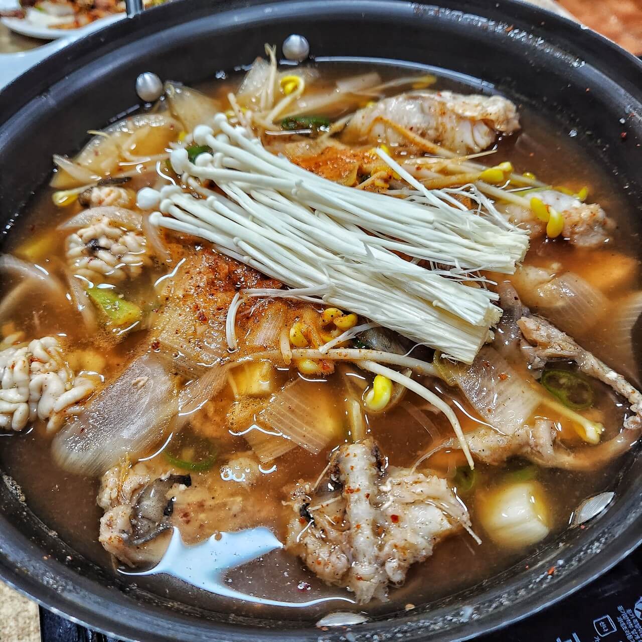 부산 가볼 만한 맛집은 어디일까? (부산 맛집 정보 BEST10!!)