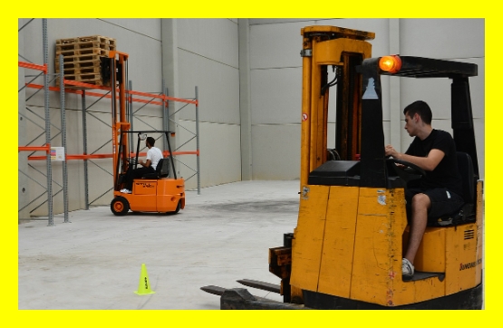 청년일자리정책, 여성근로환경, 직장내스트레스, 일터의삶의질, 기업복지개선, 고용유연화방안, 공공기관제도개편, AI기반근무시스템, 워라밸문화정착, 노동환경개선방안