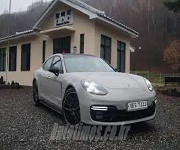 포르쉐 파나메라 gts 사진