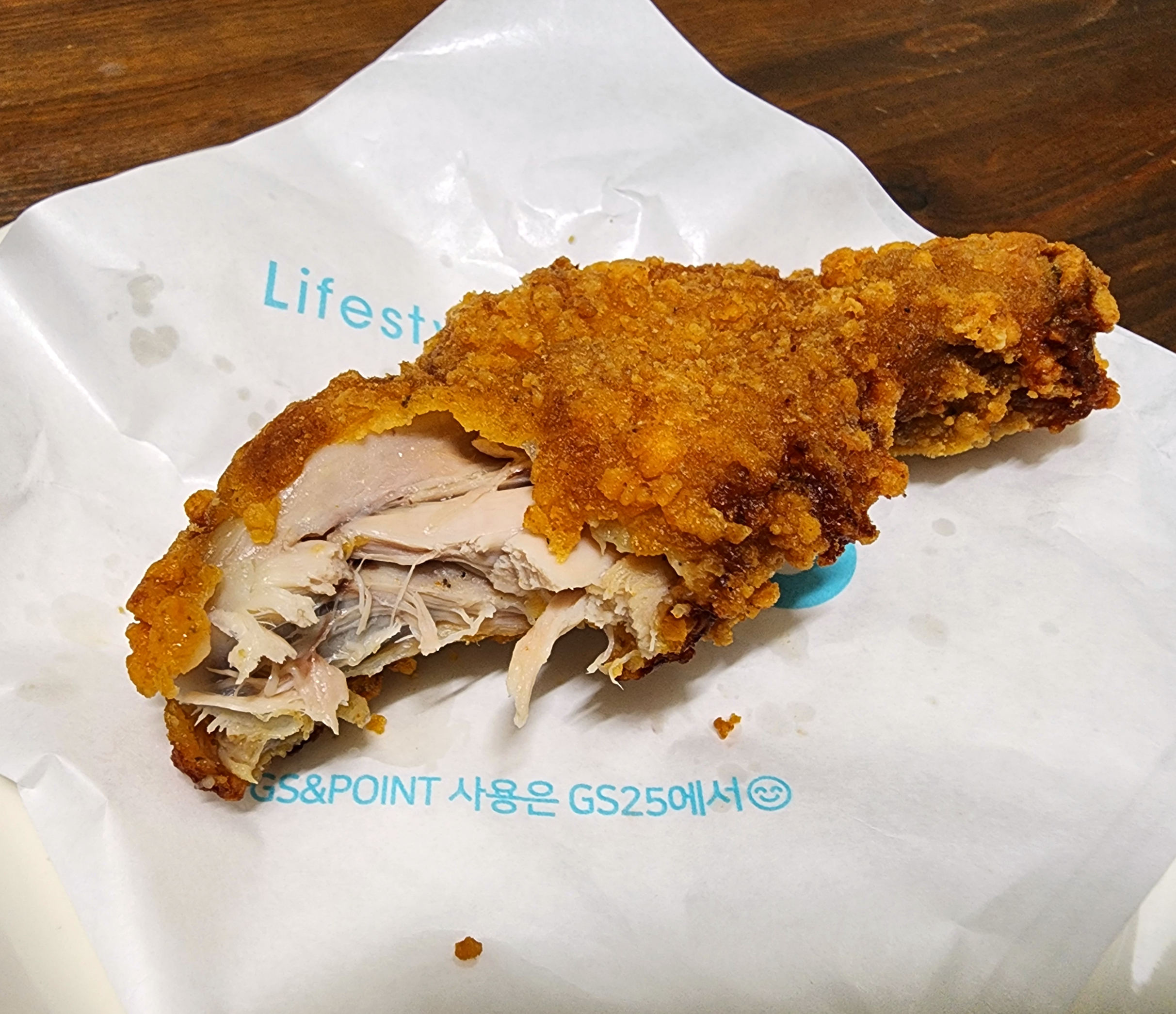 GS편의점치킨_바삭통다리