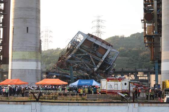 울산 한국동서발전 붕괴사고 인명구조