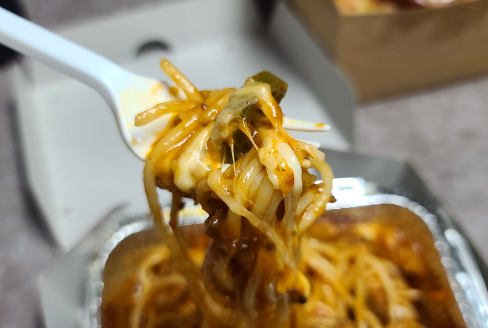 상대원 배달맛집 브로오븐구이치킨 배달완료 구성품 통훈제치킨 치즈오븐스파게티