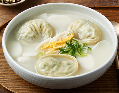 한국의 떡 종류 떡만둣국