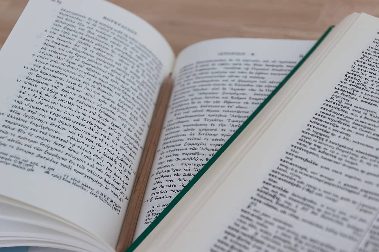 번역가와 통역사 N잡러의 세금 전략: 해외 수익과 경비 처리 완벽 가이드