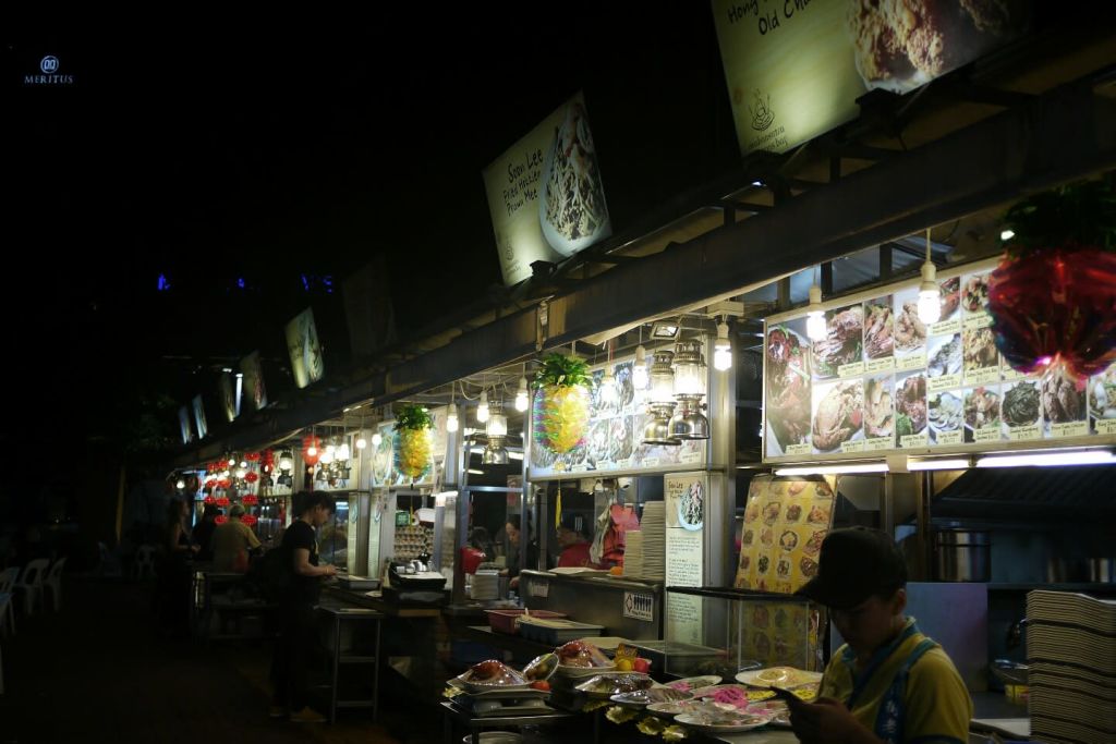 마칸수트라 글루톤스베이 호커센터