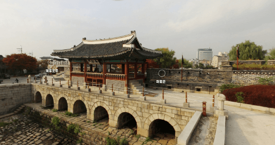 수원&middot;용인 단풍 명소 BEST 5 : 광교호수공원&middot;수원화성&middot;용인민속촌&middot;에버랜드&middot;용인자연휴양림
