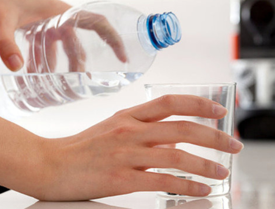 찬물을 마시면 갈증 해소가 빠르고 시원함