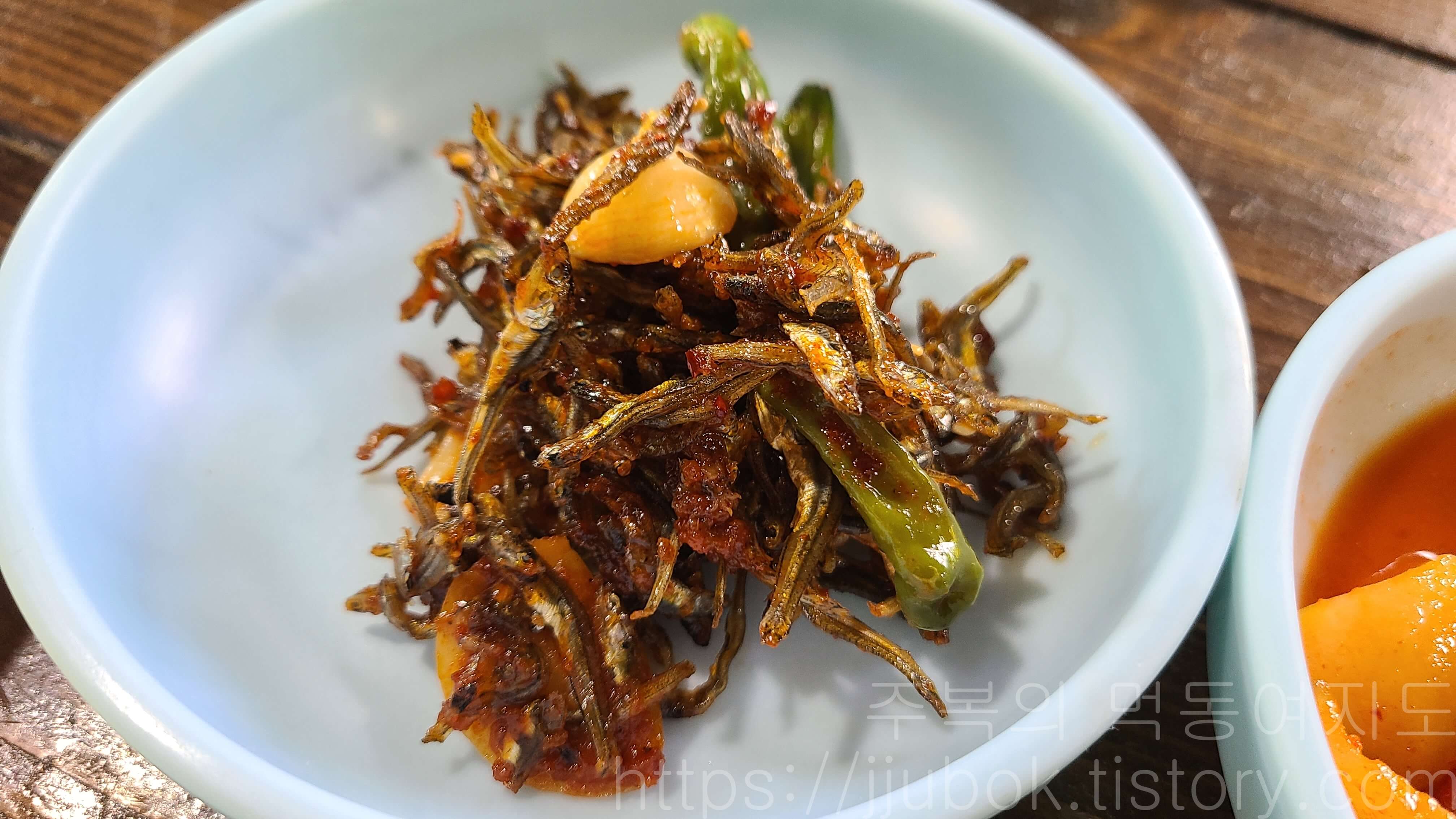 푸른농원-밑반찬-멸치조림