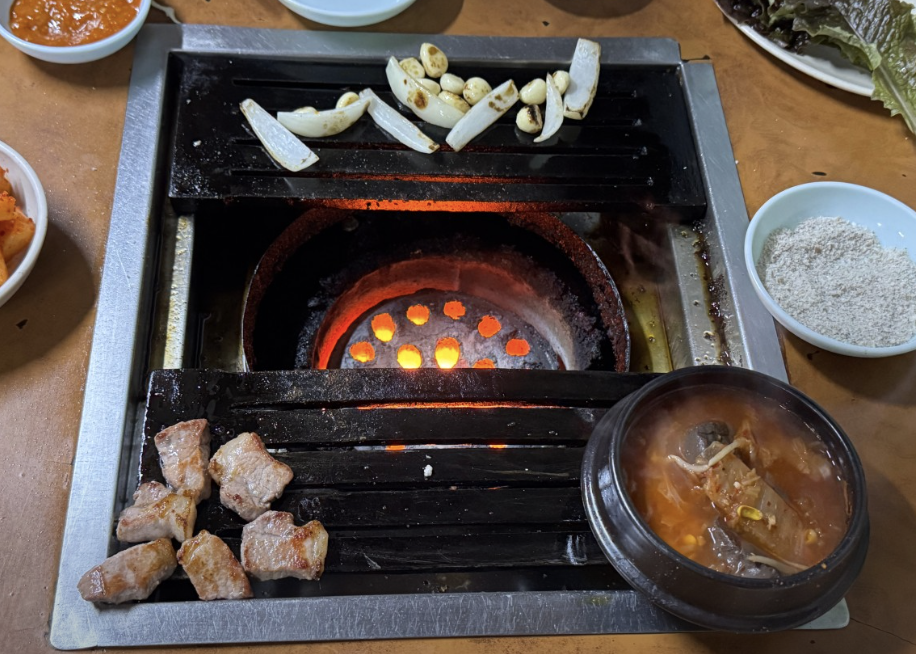금순 할매 연탄불 돼지갈비