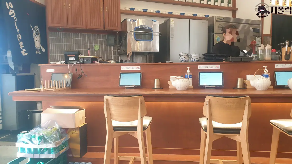 메시야-가게-1인석-주방