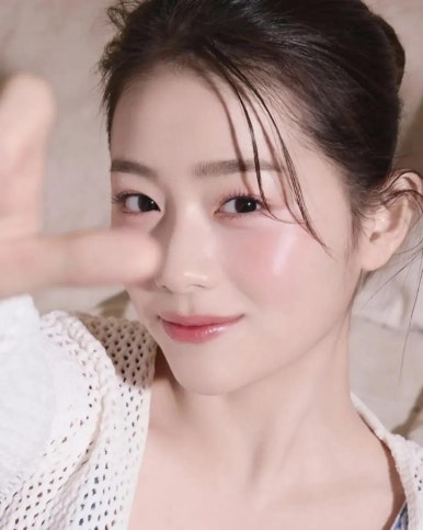 폭싹 속았수다&amp;#44; 학씨 부인: 채서안 나이 키 학력 출연작 - 우아한 그녀의 모든것!