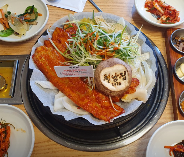 생방송투데이 묵은지고추장삼겹살 솥밥 한우물의법칙 청주 청남집