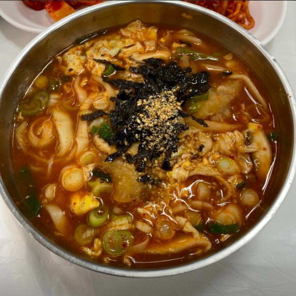 감자바우 장칼국수 메뉴 이미지