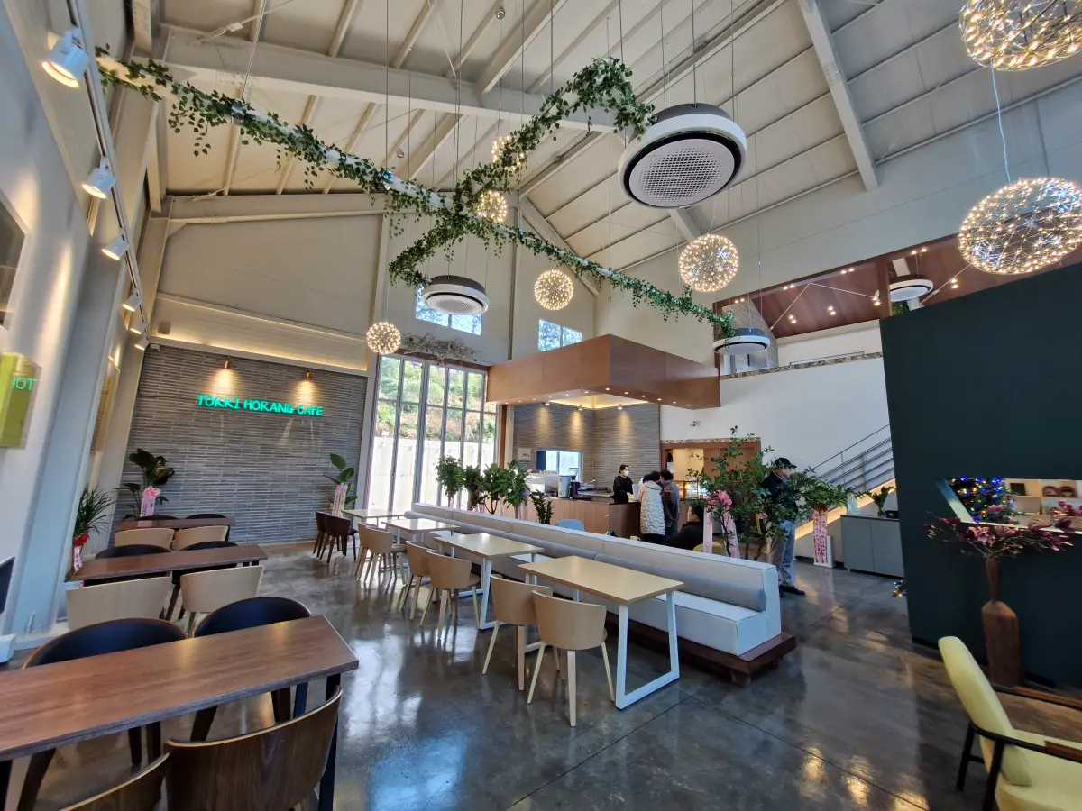 카페 내부 사진 3