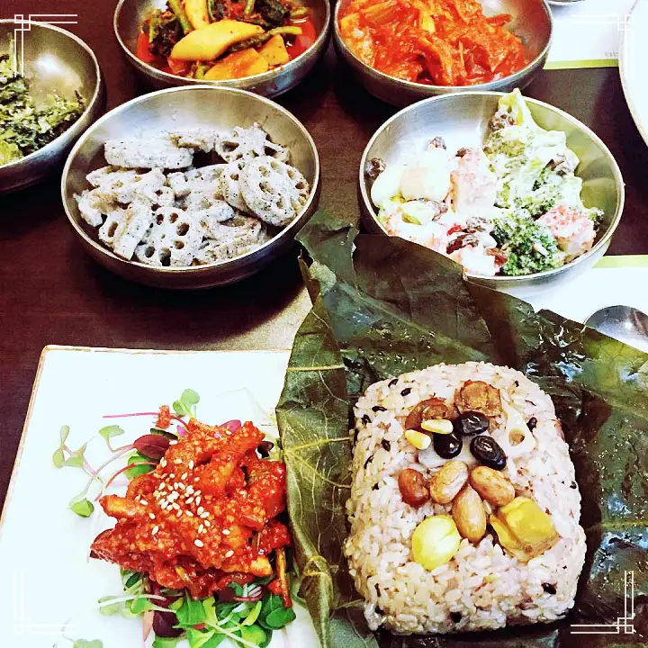 진심 가득 건강 담은 맛 시청역 북창동 맛집 추천 생방송투데이 약선 참게 연잎밥 전복 보리굴비 황태 떡갈비 한정식 게장과 메밀면의 만남! 게눈 감춘면 오늘방송 리얼 맛집