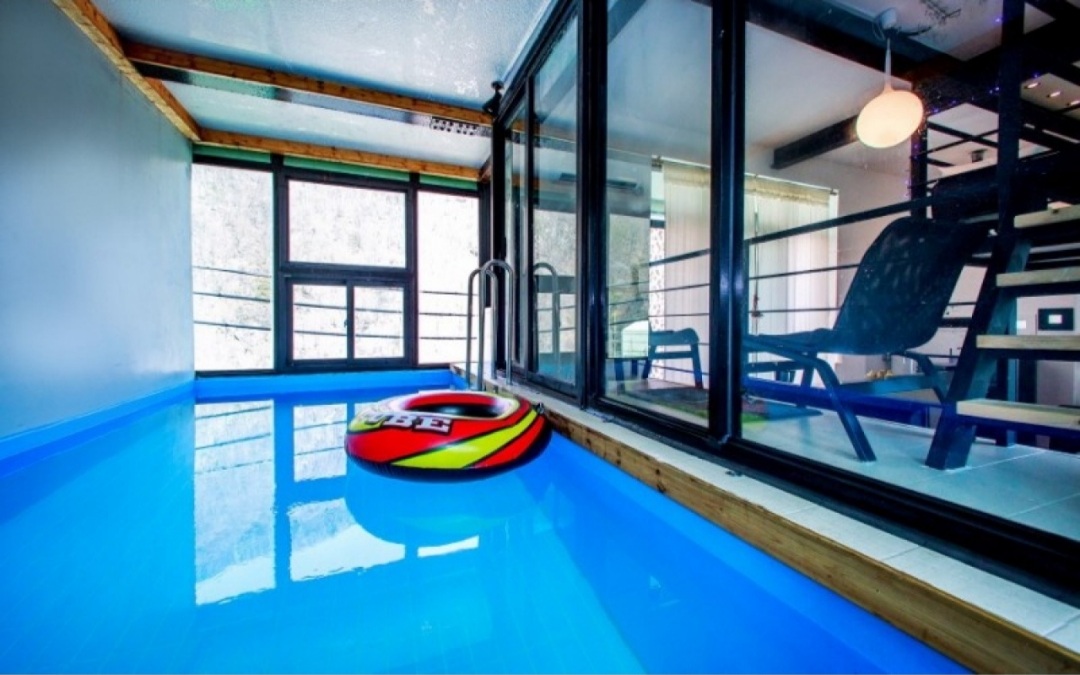 THREE 타입 수영장