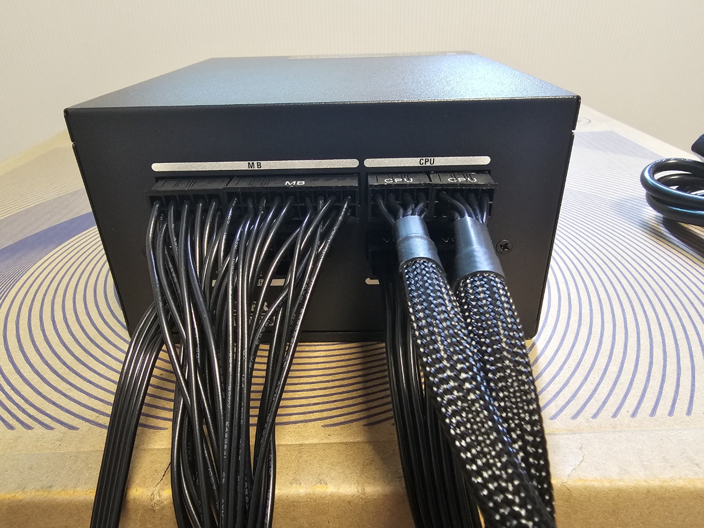 SuperFlower_SF-750F14HG_LEADEXIII_GOLD_케이블연결