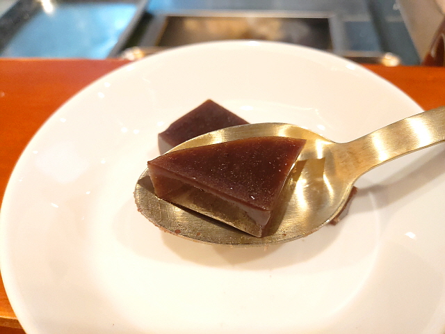 달지 않고 맛있어요